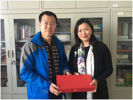 香港大律师廖玉玲到新葡的京官网作讲座2.png